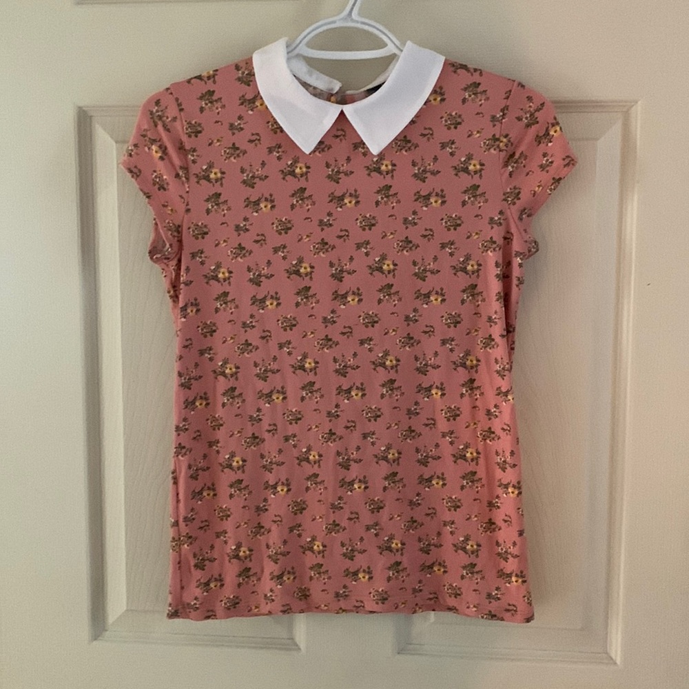 Pink floral collared tshirt